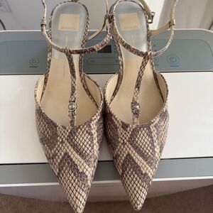 Dolce Vida Kitten Heel Shoes Size 9.5